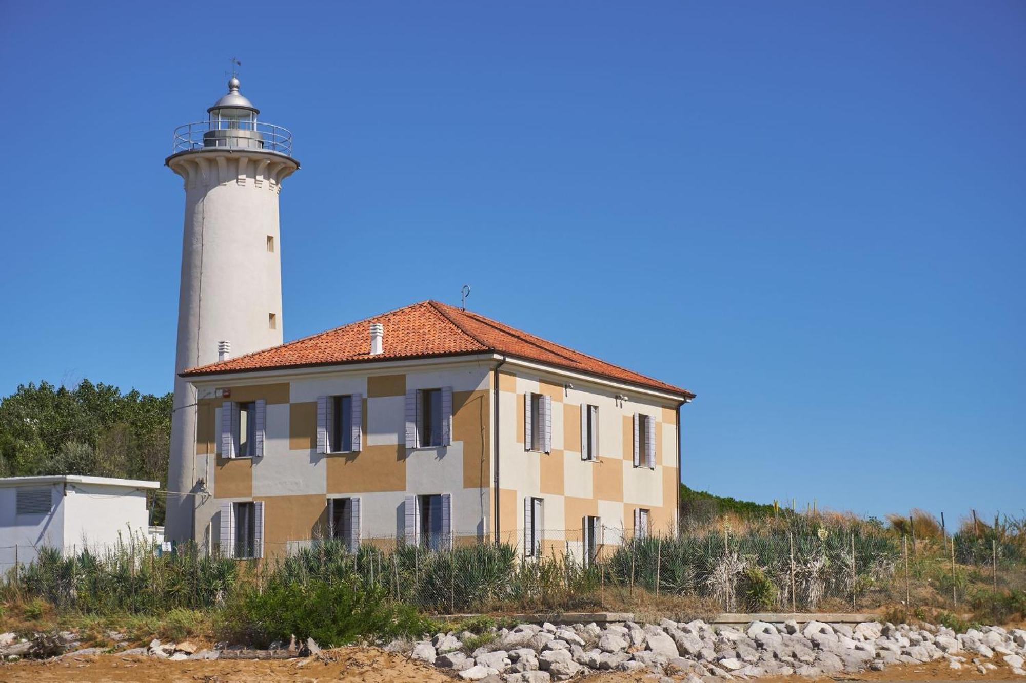 Appartamento Sunny Garden Retreat Near The Sea *