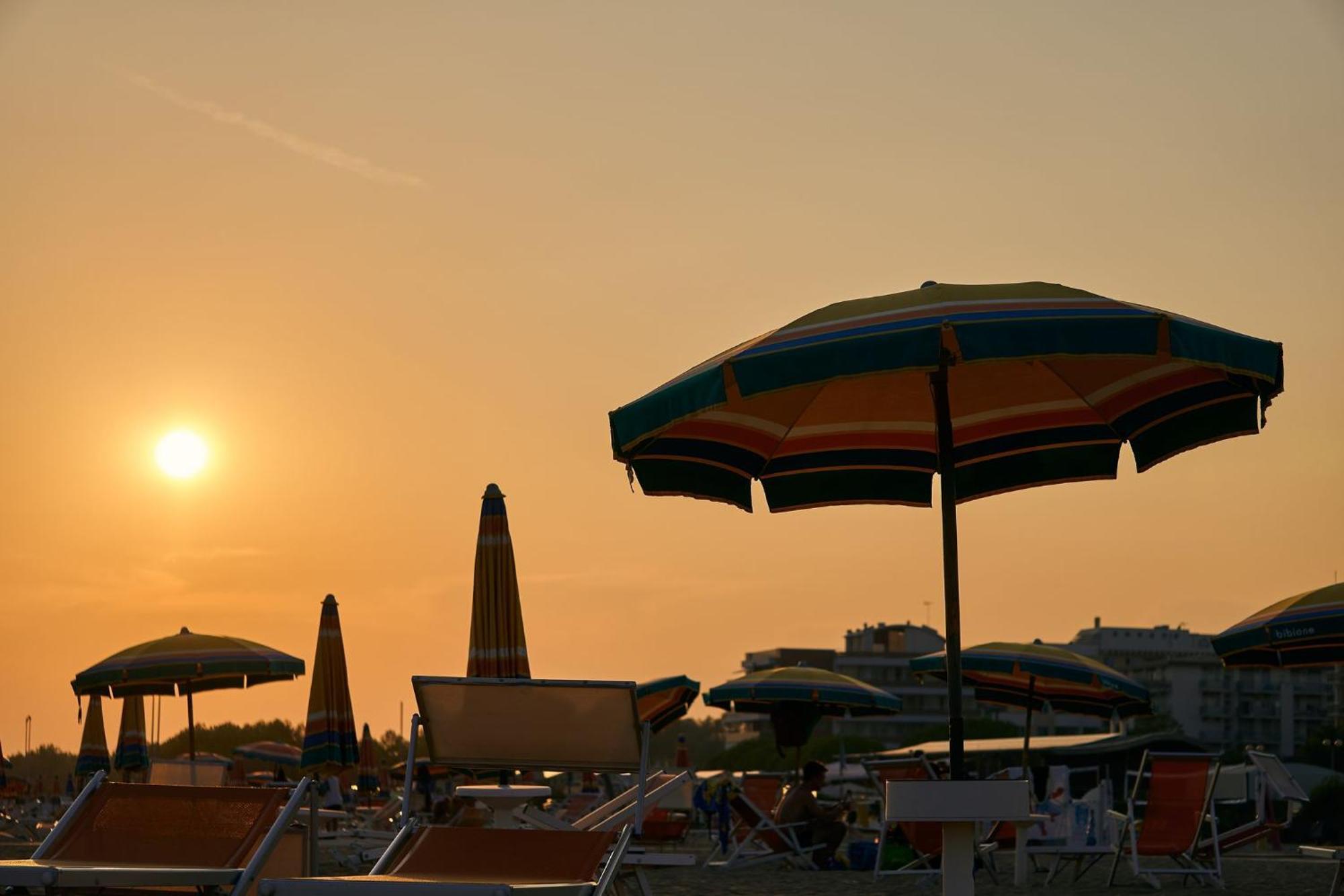 Sunny Garden Retreat Near The Sea Appartamento Bibione